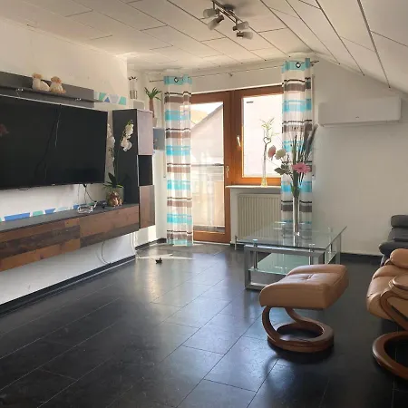 Moderne Neckarschleife Mit Klimaanlage Apartment