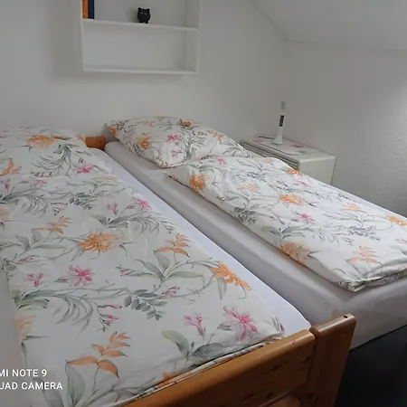 Moderne Neckarschleife Mit Klimaanlage