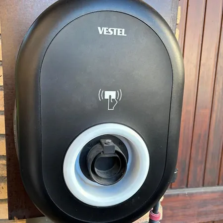 Moderne Neckarschleife Mit Klimaanlage