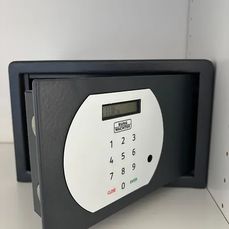 Moderne Neckarschleife Mit Klimaanlage Kirchheim am Neckar